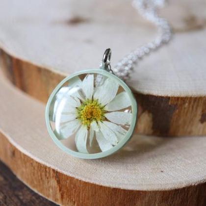 Real Daisy Necklace / Preserved Flower Jewelry /..