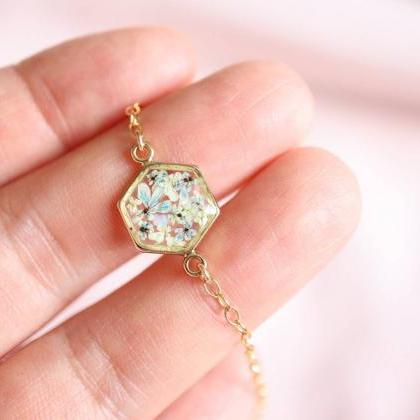 Queen Anne's Lace Bracelet / Preser..