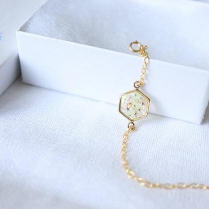 Queen Anne's Lace Bracelet /..