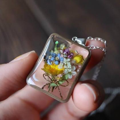 Wildflower Bouquet Necklace / Real ..