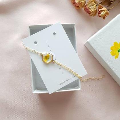 Clover Flower Bracelet / Preserved Flower Jewelry..
