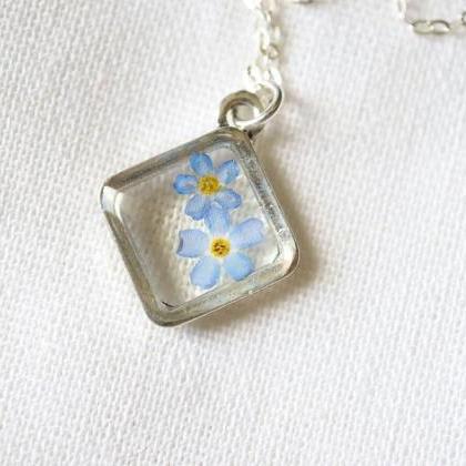 Forget Me Not Necklace / Dainty Nature Jewelry /..