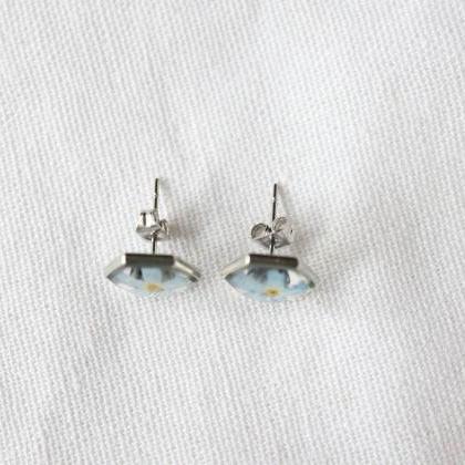 Blue Forget Me Not Studs-Hexagon / ..
