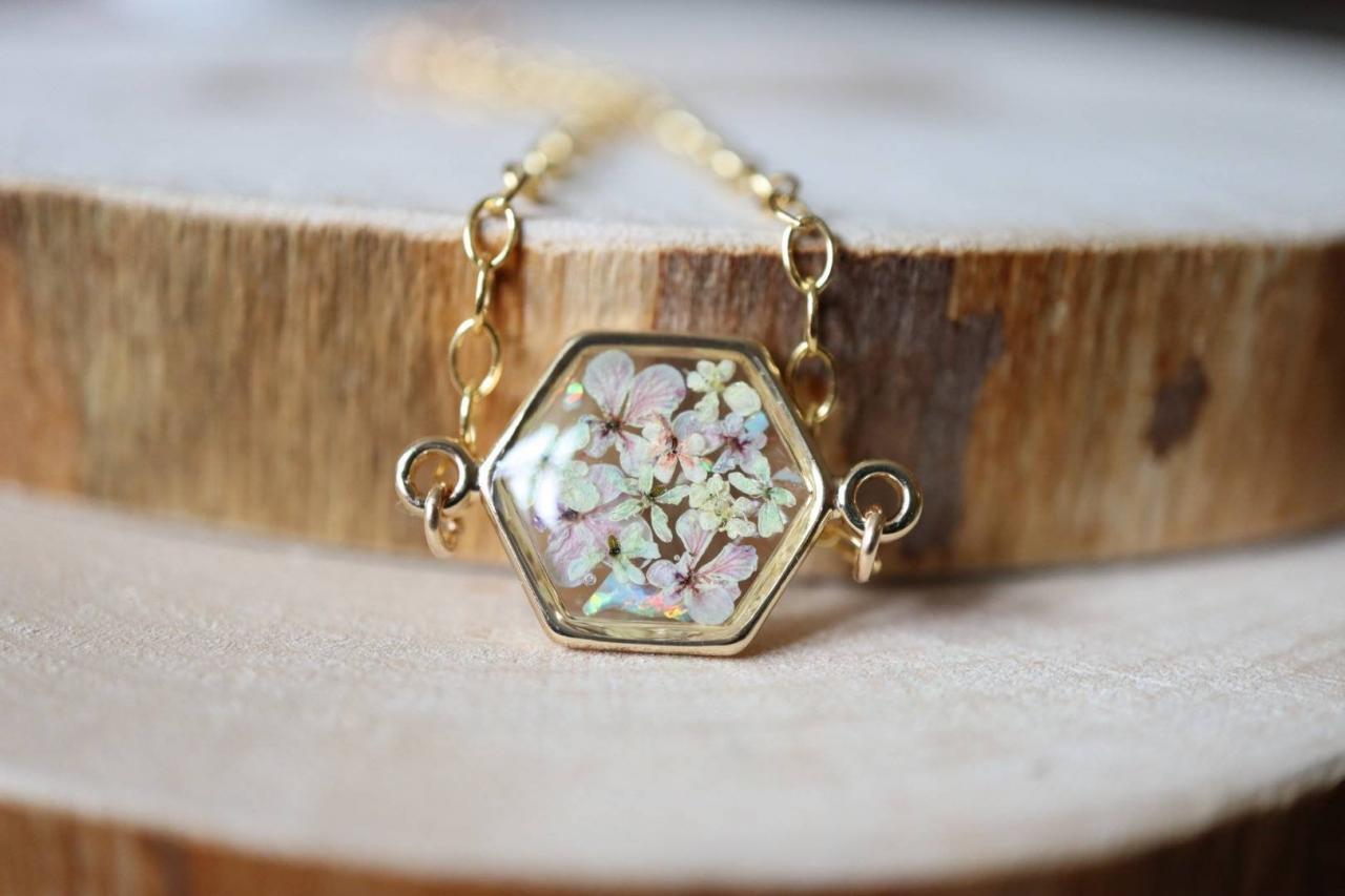 Queen Anne's Lace Bracelet / Preserved Flower Jewelry / Gold Filled Bracelet / Resin Jewelry