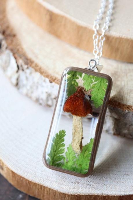 Real Mushroom Necklace / Handmade Botanical Jewelry / 925 Sterling Silver Necklace